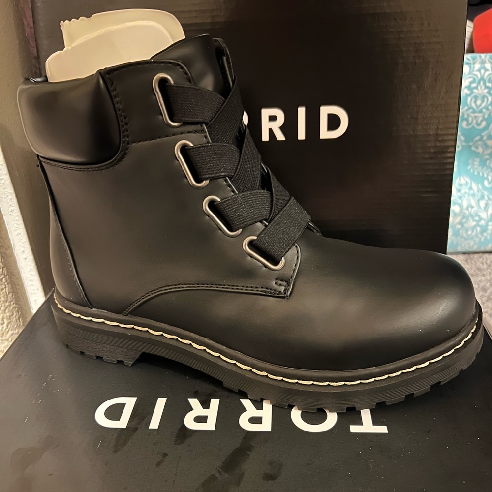 torrid combat boots
